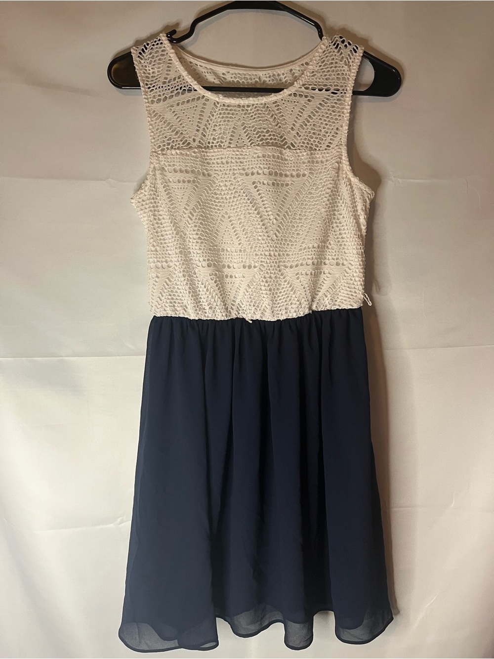 A. Byer White Crochet Bodice Navy Chiffon Mini Dress
